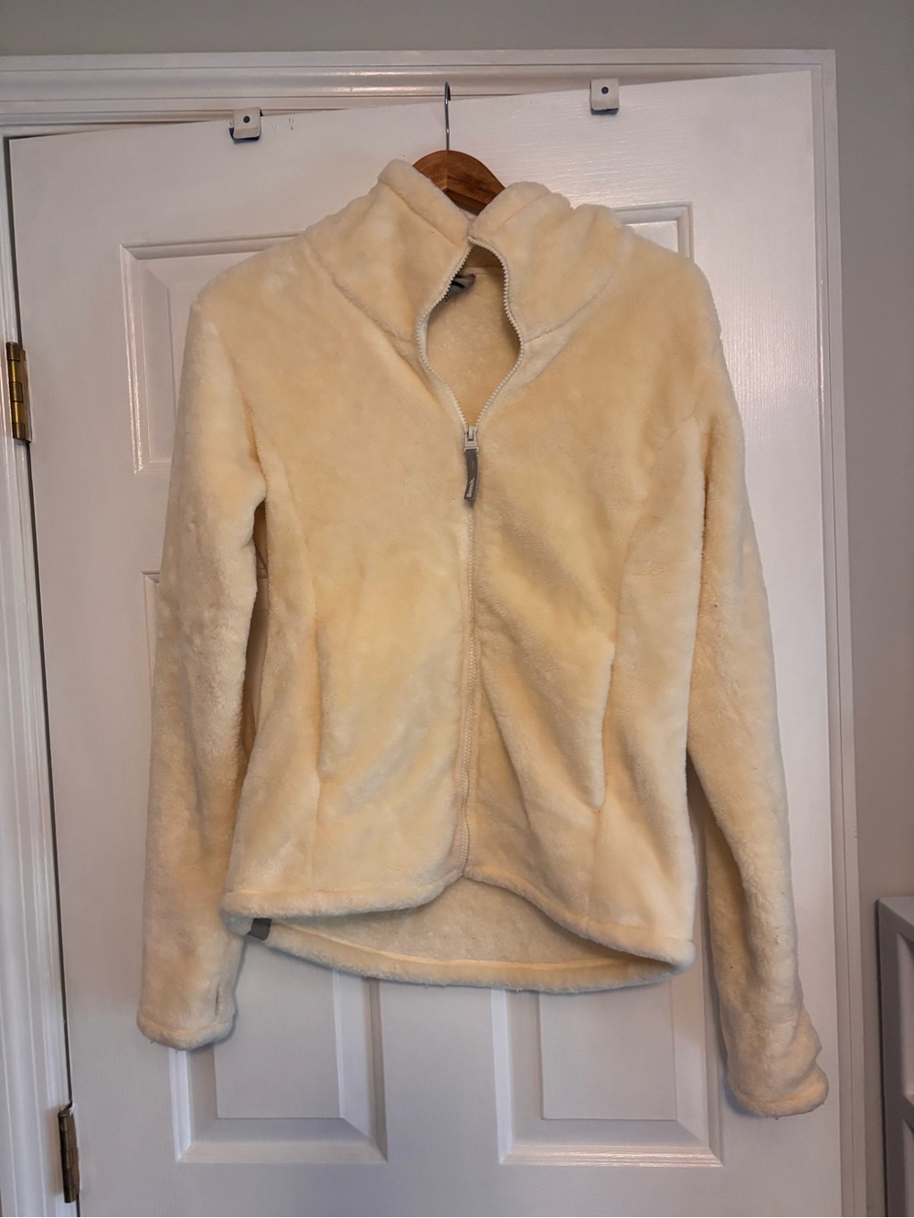 Bench Women's Cream Plush Zip-Up Jacket